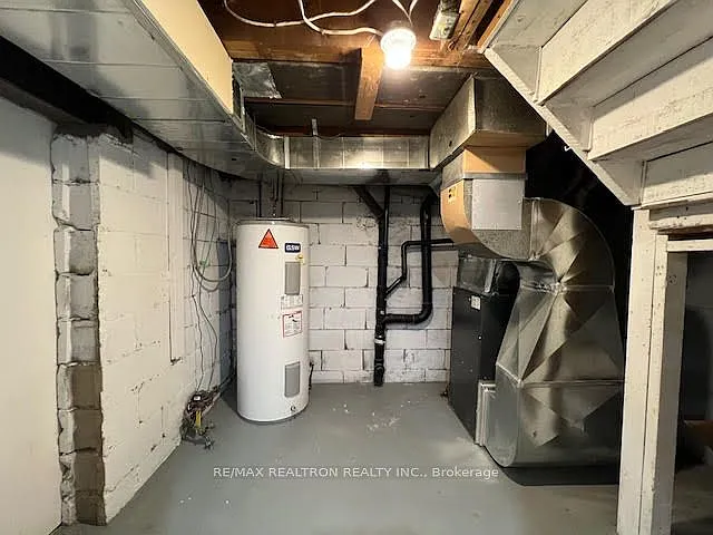 37 Kenton Dr #LOWER LEVEL — Photo 8