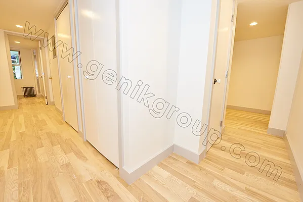 Rented by Genik Group Corp | media 26