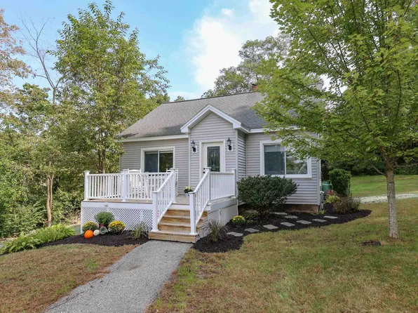 1371 River Road, Manchester, NH 03104