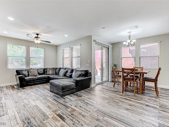 3rd image of 5657 Shadow Bend Dr