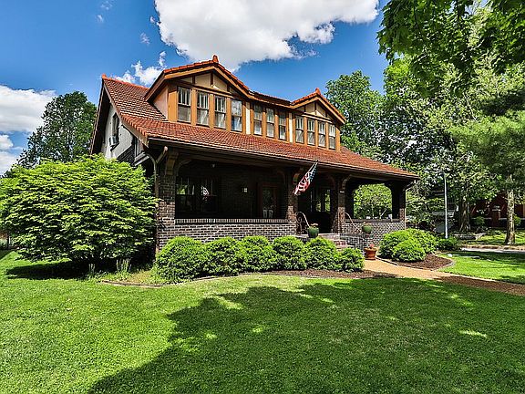 3rd image of 4601 Tower Grove Pl