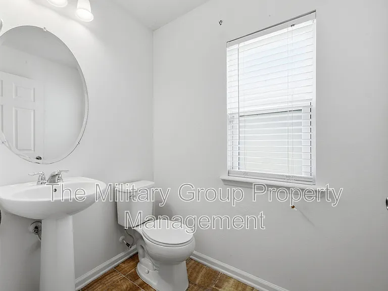 391 Hepburn Rd — Photo 31