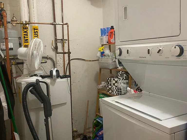 35 Pinckney St #1 — Photo 15