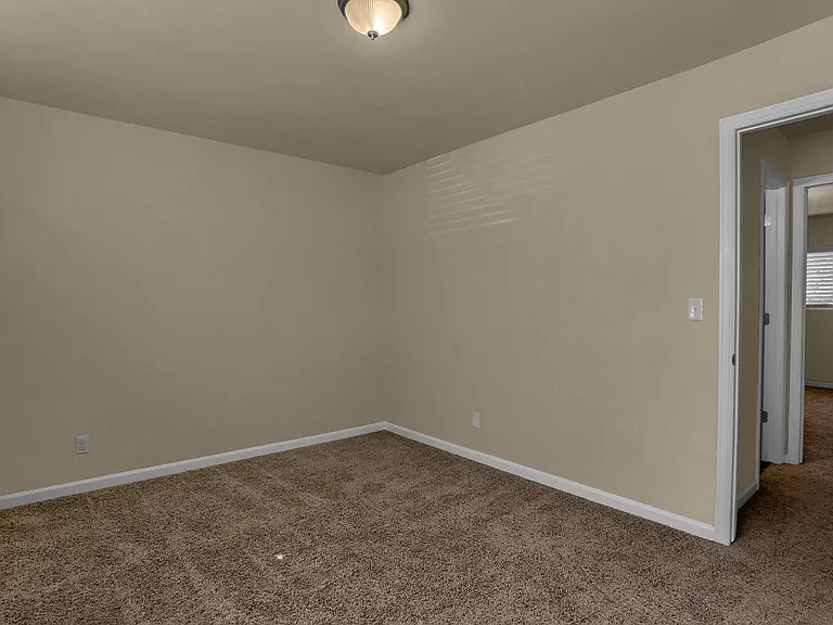 2488 Washo Cir — Photo 25
