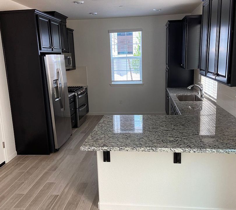 1st image of 217 Grandpre Pl
