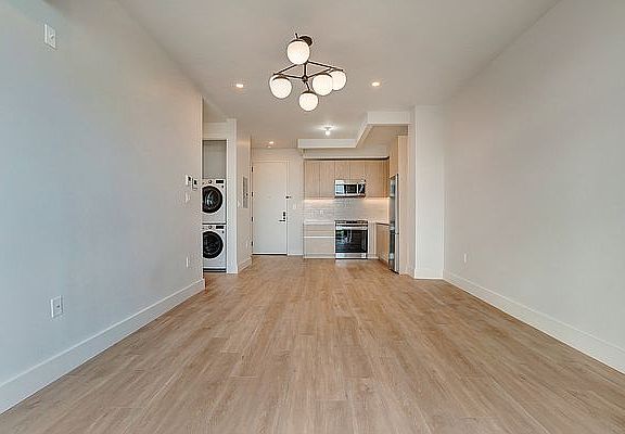 2nd image of 11 Herkimer St #3B