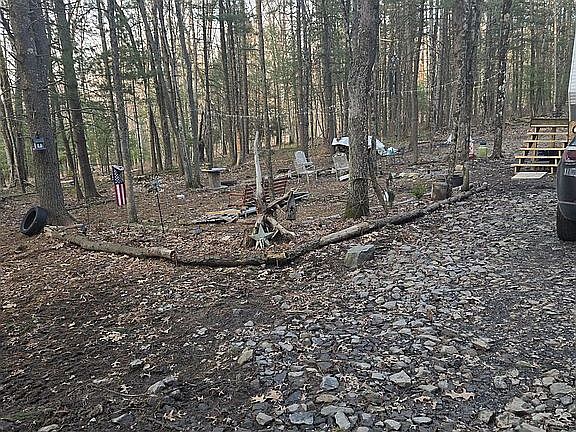 4th image of 97 Spots Ln #911
