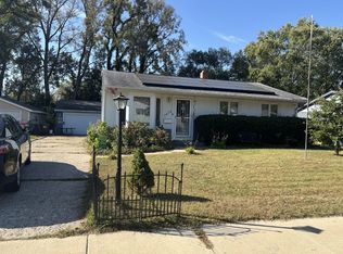 3419 Green Dale Dr, Rockford, IL 61109