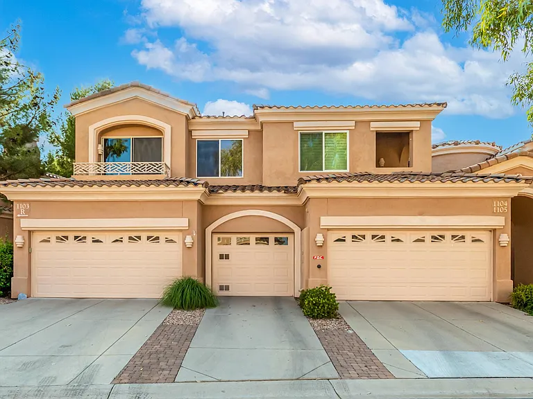 3800 S Cantabria Cir — Photo 5