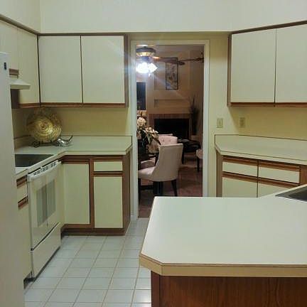 4th image of 8579 E Pembrook Dr