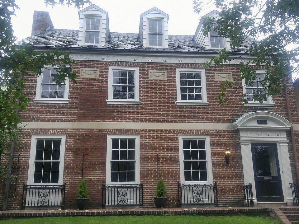 1st image of 3202 Monument Ave