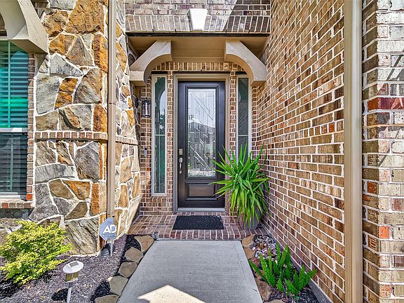 4th image of 24106 Prairie Glen Ln