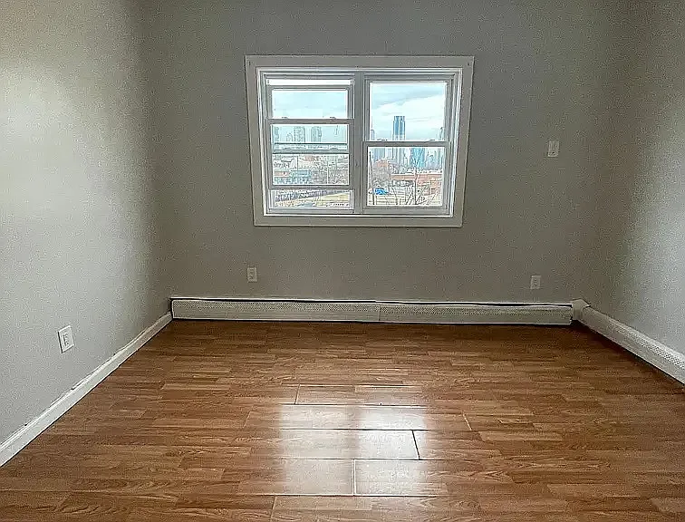 2 bed, 900 sqft, $2,750 — Photo 3