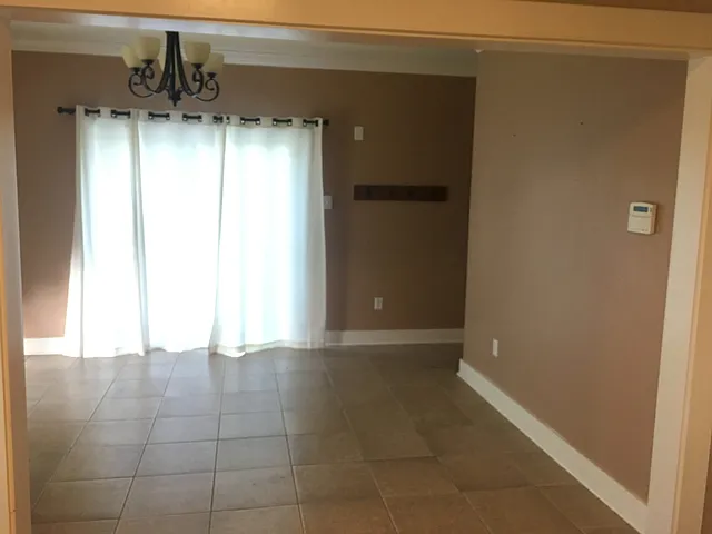843 Richland Ave — Photo 4