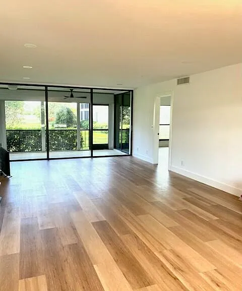 10 SE Turtle Creek Dr #B — Photo 2