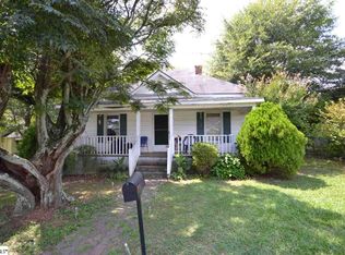 108 Albert St, Greer, SC 29651