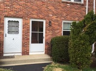 7 Cottage St APT 6, Medway, MA 02053