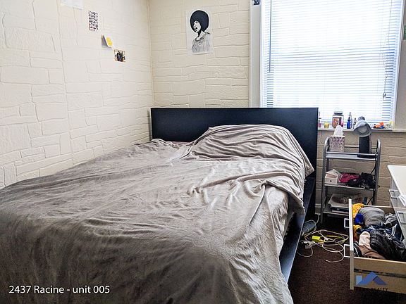 4th image of 1146 W Montana St #2437-305