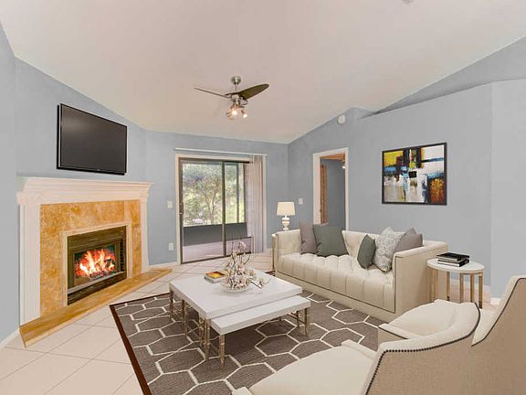 4th image of 2910 Sea Hawk Dr
