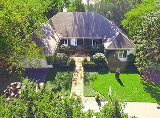 836 Bell Ln, Winnetka, IL 60093