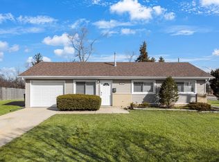 10 W Thacker St, Hoffman Estates, IL 60169