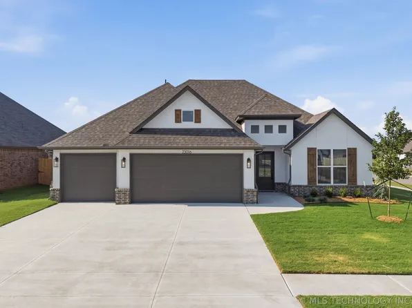 23016 E 106th St S, Broken Arrow, OK 74014