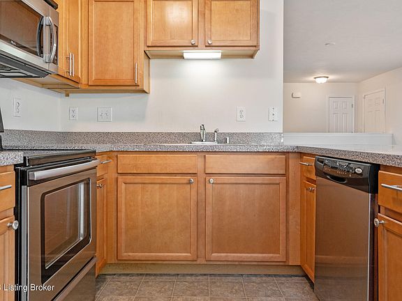 5th image of 7804 Pleasure Walk Cir
