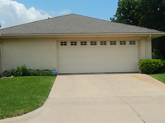 3rd image of 6812 Winchester Ct