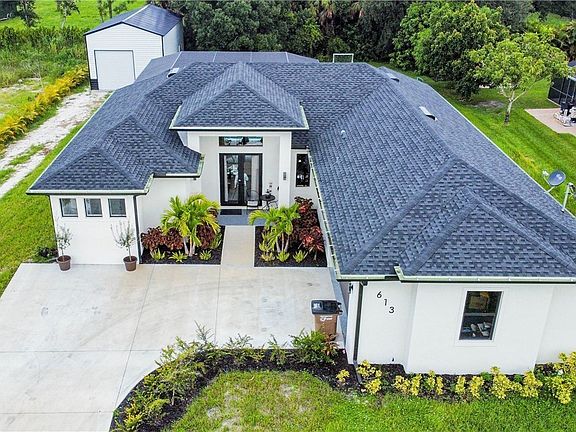 2nd image of 613 Hibiscus Ave