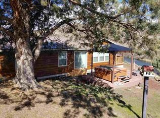 14230 Dennis Pl, Hornbrook, CA 96044