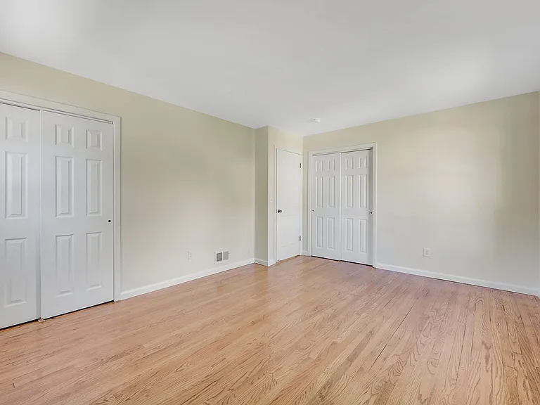 192 Maywood Ave — Photo 29