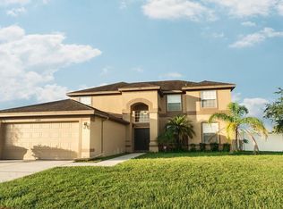 12001 Hampshire Field Ct, Riverview, FL 33579