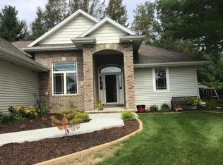 1354 Maserati Ln, Green Bay, WI 54313