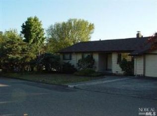 5676 Monte Verde Dr, Santa Rosa, CA 95409