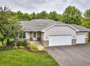 1490 Dutch Heritage Ln, Baldwin, WI 54002