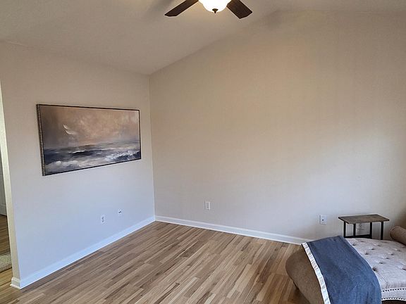 5th image of 8549 Wisteria Way