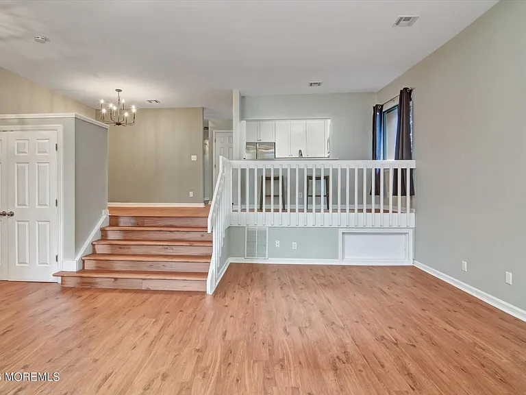 44 Marion St #9 — Photo 8