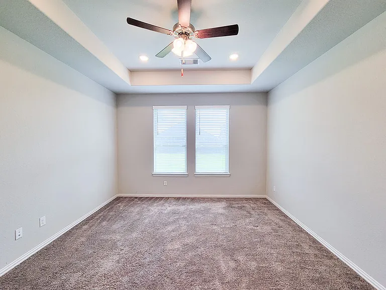 31419 Horseshoe Meadow Bnd — Photo 38