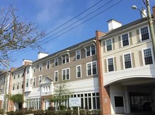 38 Hope St UNIT 18, Niantic, CT 06357