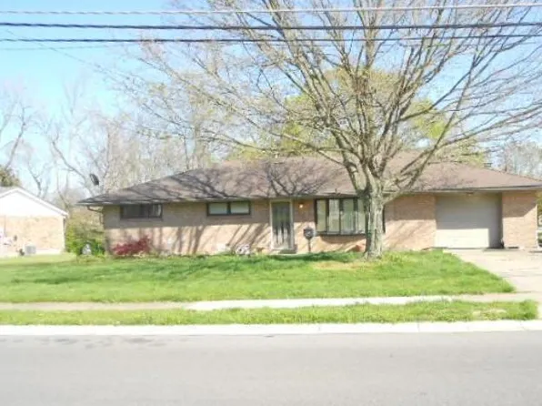 1118 Blossom Heath Rd, Lebanon, OH 45036