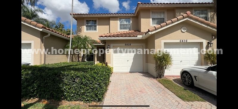 1st image of 6438 Park Lake Cir