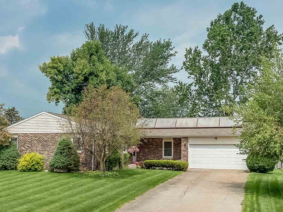 1st image of 11249 Wildwood Dr