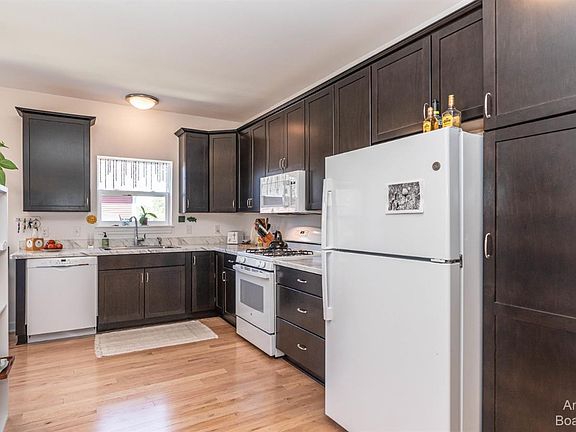 2nd image of 560 Little Lake Dr #42