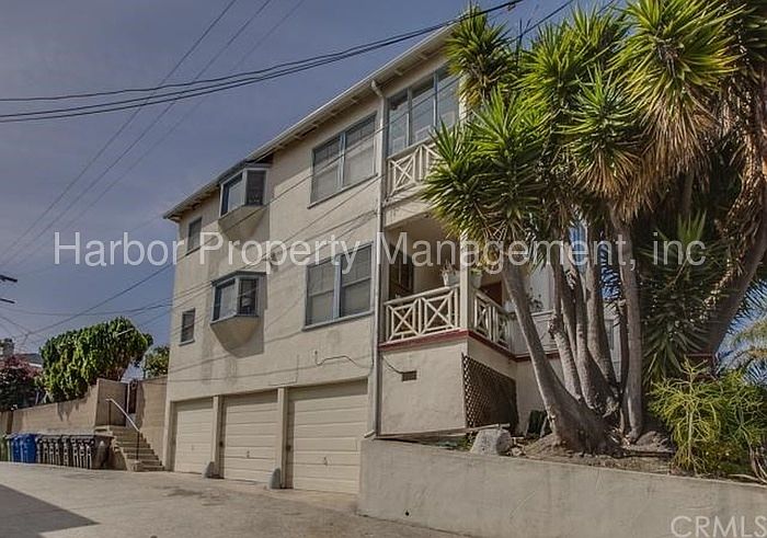 1st image of 1023 W 17th St