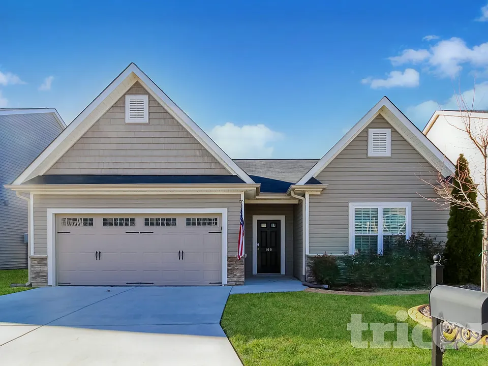 109 Claystone Dr