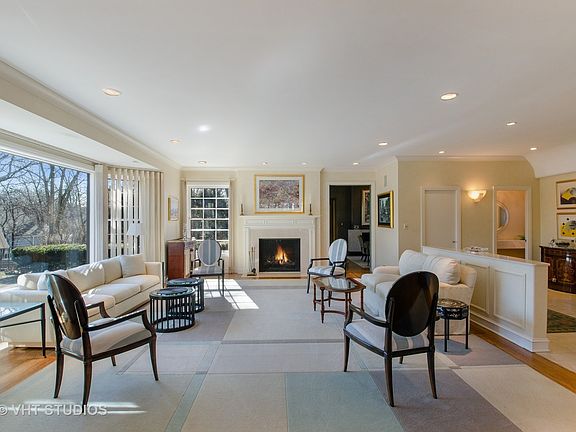 5th image of 205 Pine Point Dr