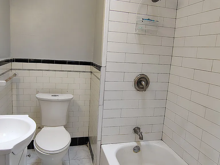 5944 Palmetto St — Photo 11