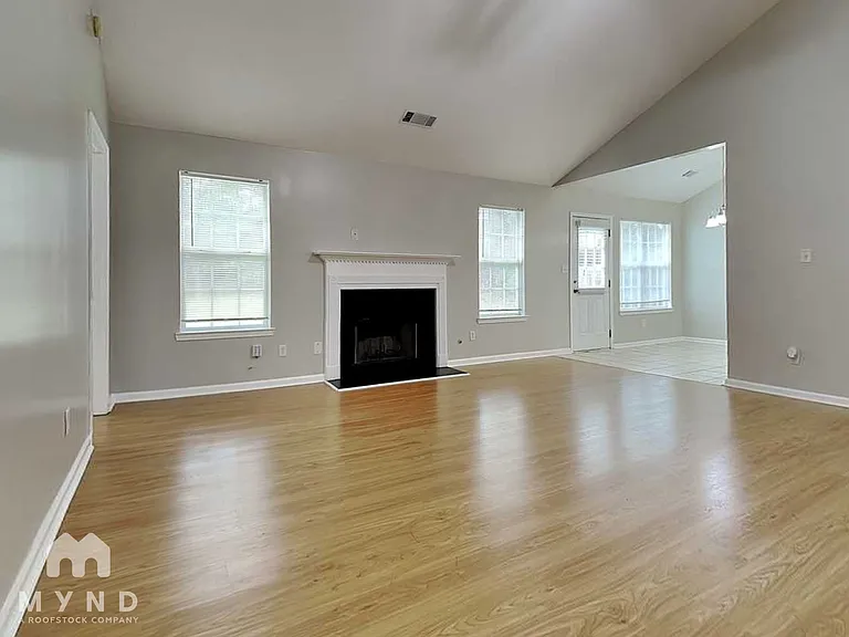6491 Gina Agha Cir — Photo 4