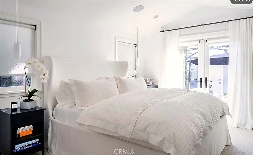 2 bed, 1200 sqft, $6,995 — Photo 3