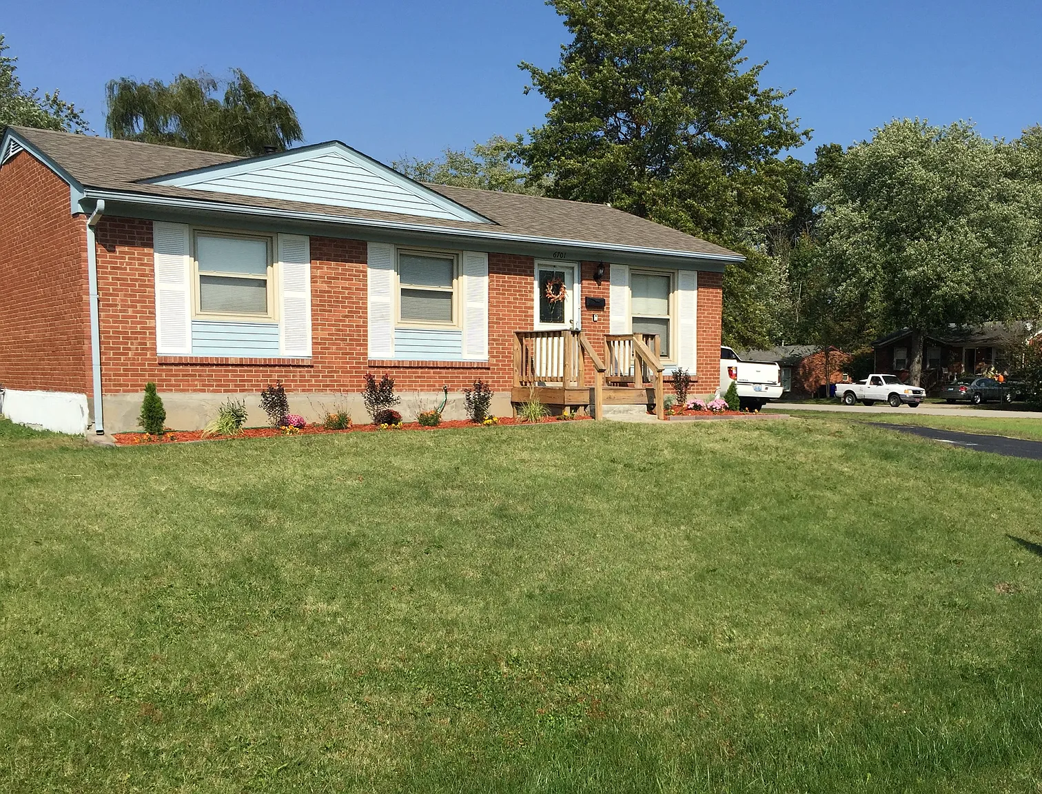 6701 Barbrook Rd photo 1